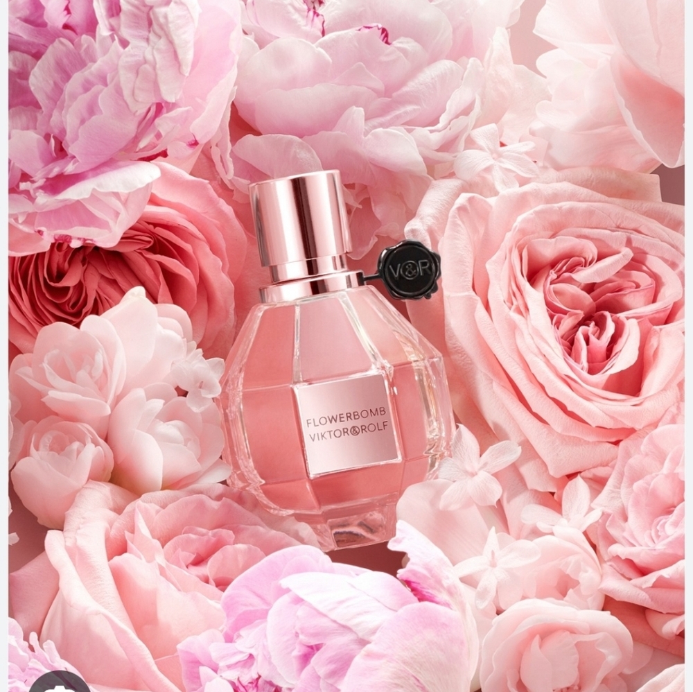 FlowerBomb Viktor & Rolf - Picture 5 of 7